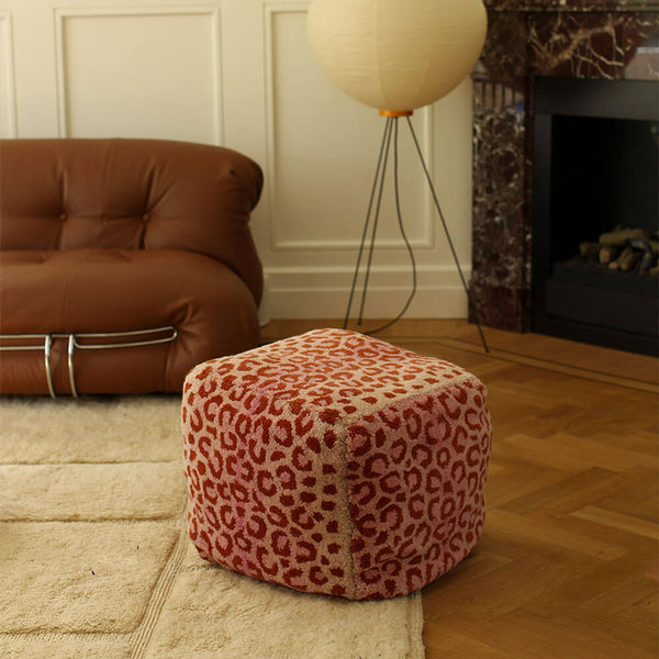 Pouf · Leopard Rosa (Klein)